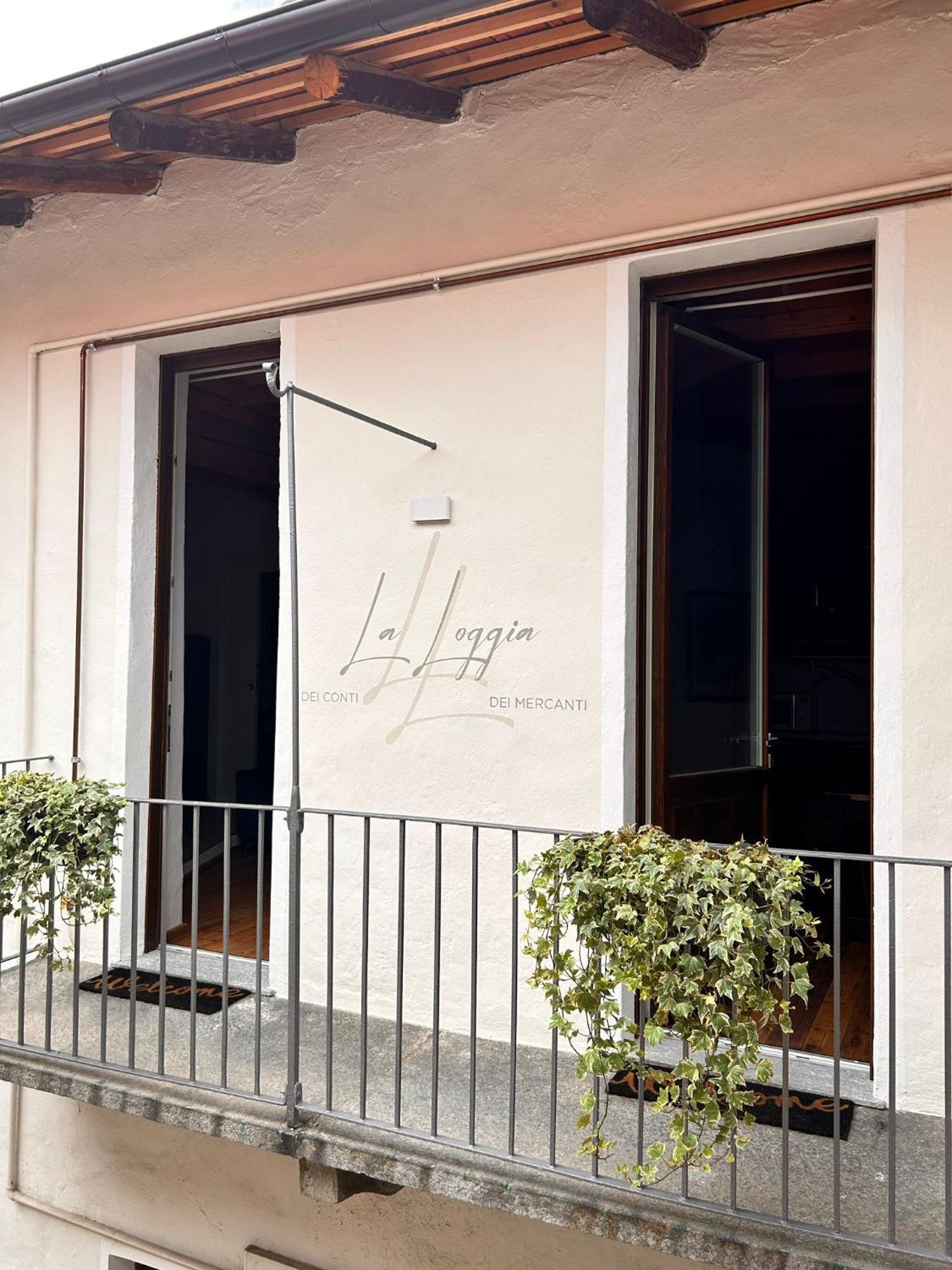 La Loggia Dei Mercanti Cuneo Exterior foto